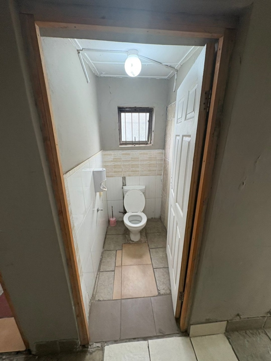 10 Bedroom Property for Sale in Quigney Eastern Cape